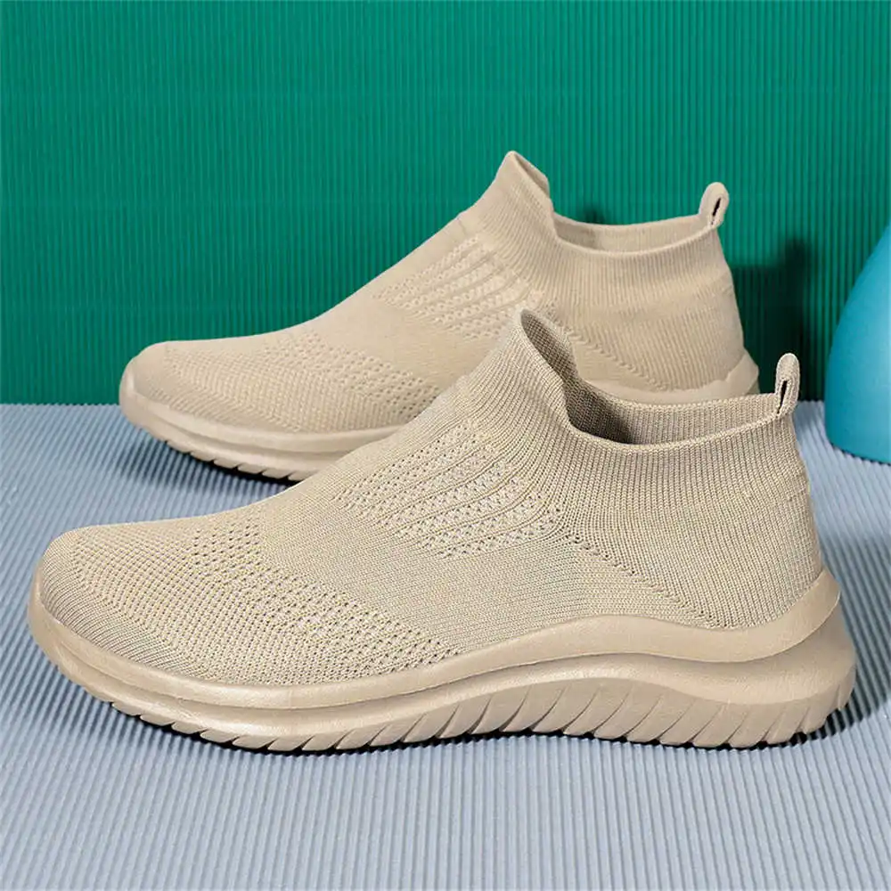 Beige Soft New Novelty Tennis  - Streetwear Brand In Vietnam recension och pris