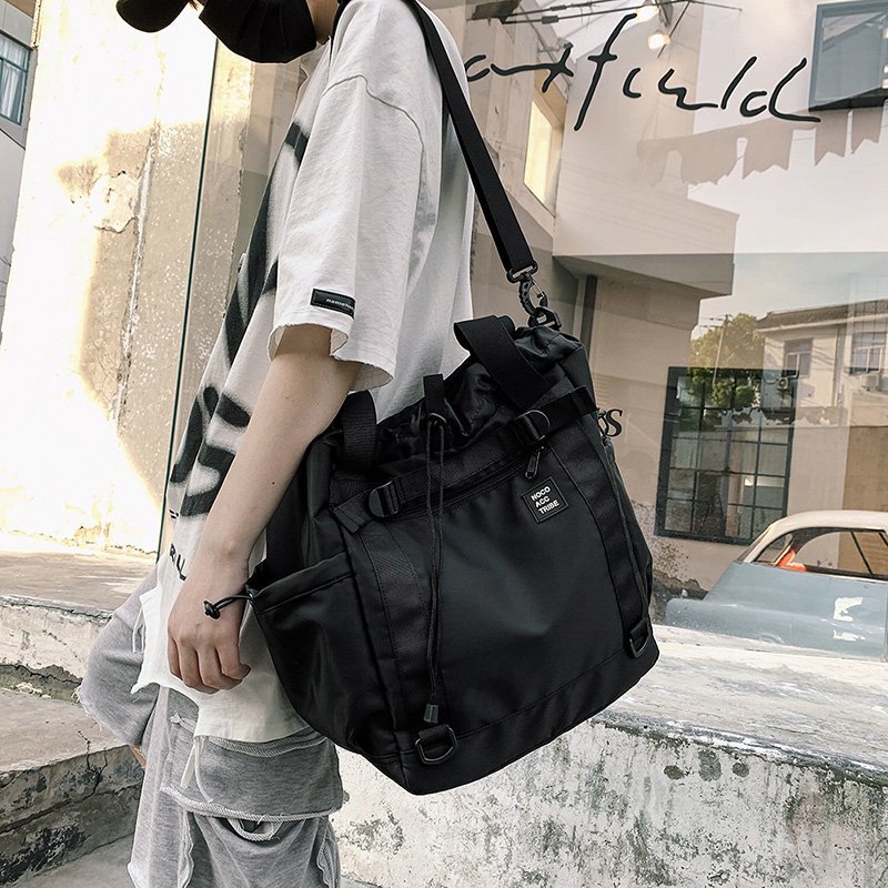 Men Messenger Bags Nylon Water - Streetwear Brand Bag recension och pris